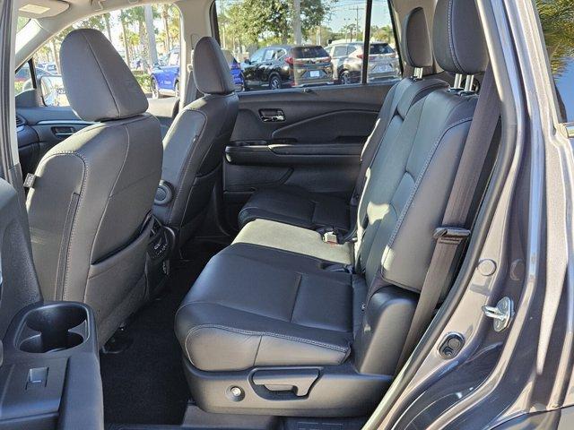 used 2021 Honda Pilot car, priced at $27,492