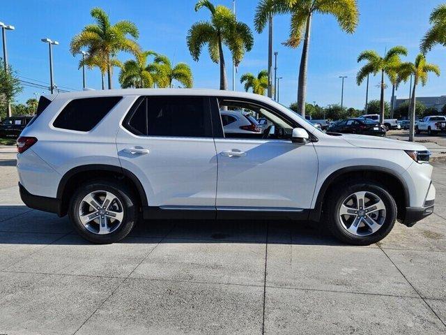 new 2025 Honda Pilot car, priced at $45,504