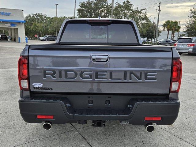 new 2025 Honda Ridgeline car, priced at $42,625