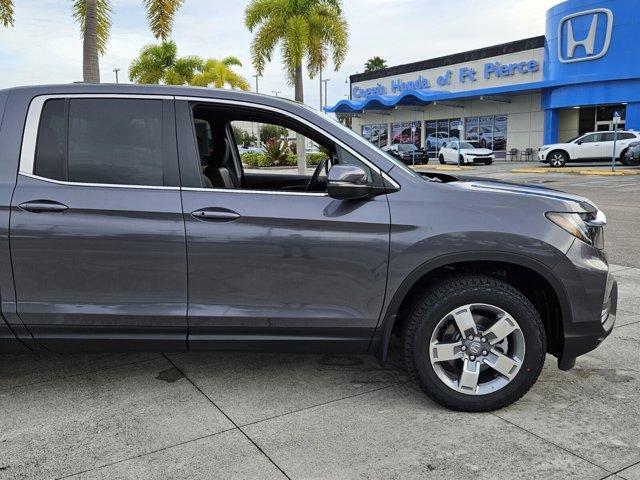 new 2025 Honda Ridgeline car, priced at $42,625