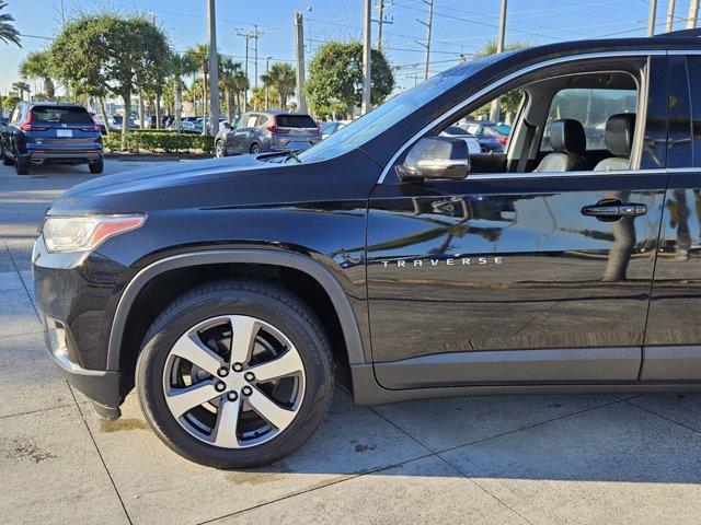 used 2018 Chevrolet Traverse car, priced at $16,774