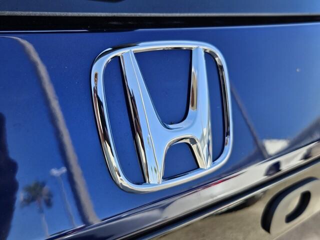 new 2025 Honda Pilot car, priced at $43,717