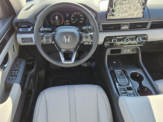 new 2025 Honda Pilot car, priced at $48,519