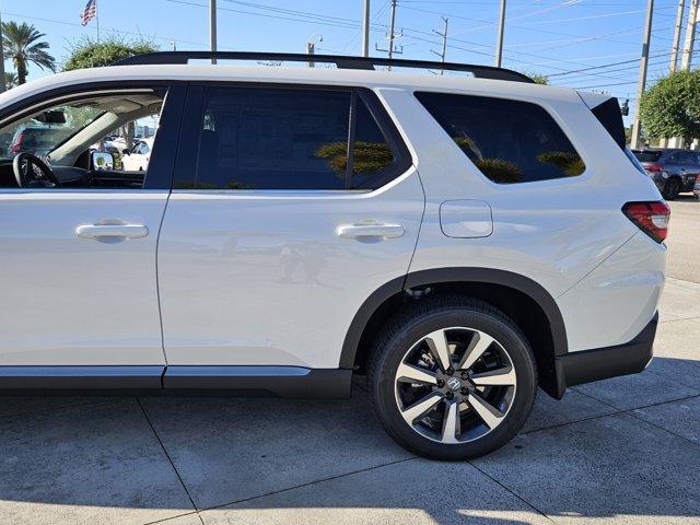 new 2025 Honda Pilot car, priced at $48,519
