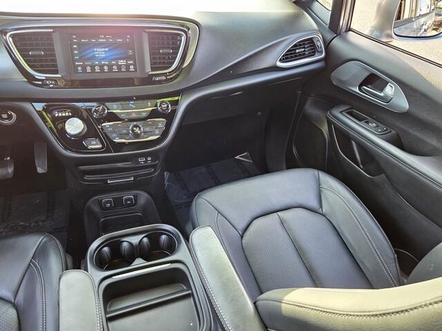 used 2020 Chrysler Pacifica car, priced at $21,000