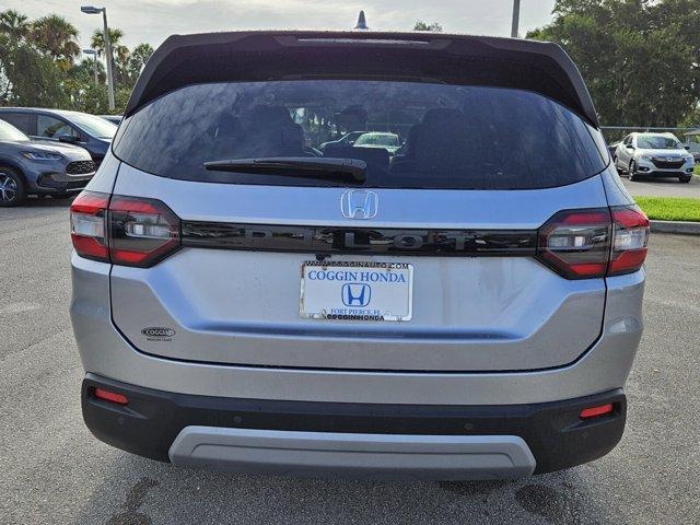 new 2025 Honda Pilot car, priced at $42,355