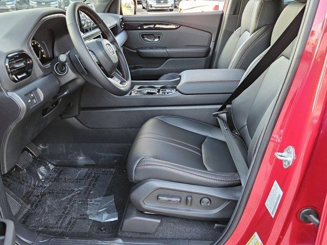 new 2025 Honda Pilot car, priced at $49,077