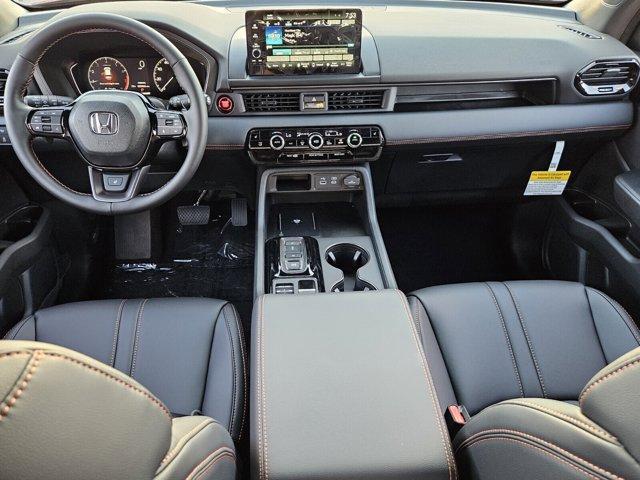 new 2025 Honda Pilot car, priced at $49,077