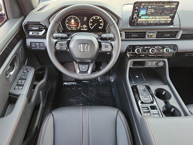 new 2025 Honda Pilot car, priced at $49,077