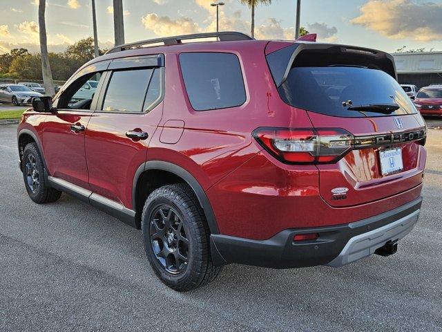 new 2025 Honda Pilot car, priced at $49,077
