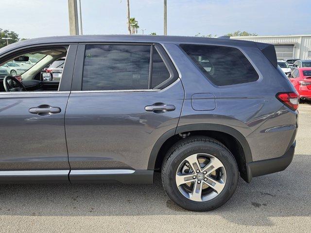 new 2025 Honda Pilot car, priced at $43,027