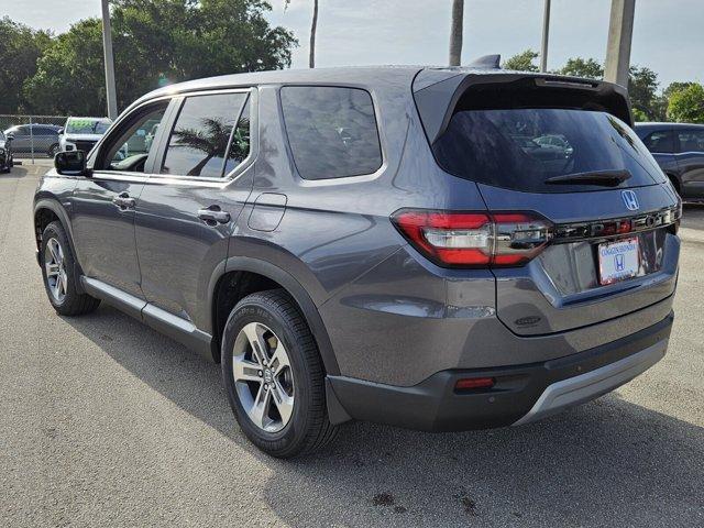 new 2025 Honda Pilot car, priced at $43,027
