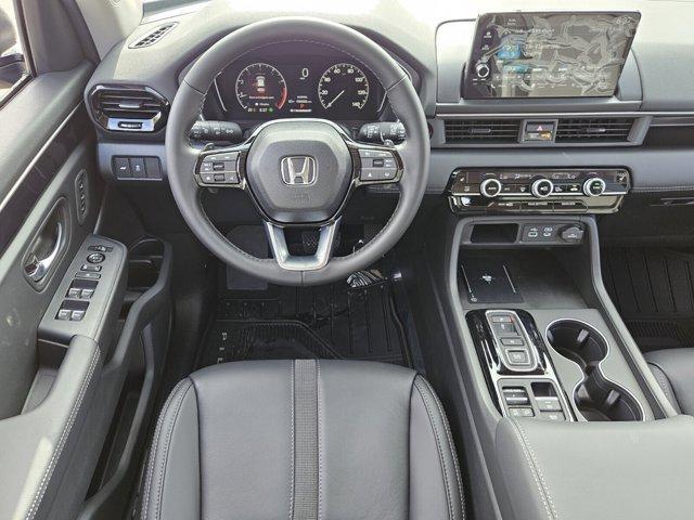 new 2025 Honda Pilot car, priced at $43,027