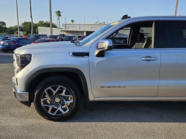 used 2022 GMC Sierra 1500 car, priced at $36,194
