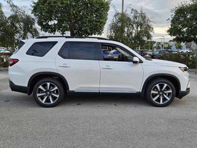 new 2025 Honda Pilot car, priced at $47,772