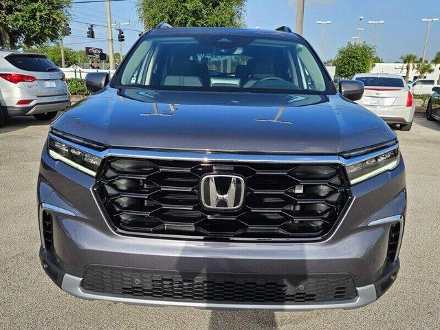 new 2025 Honda Pilot car, priced at $48,092