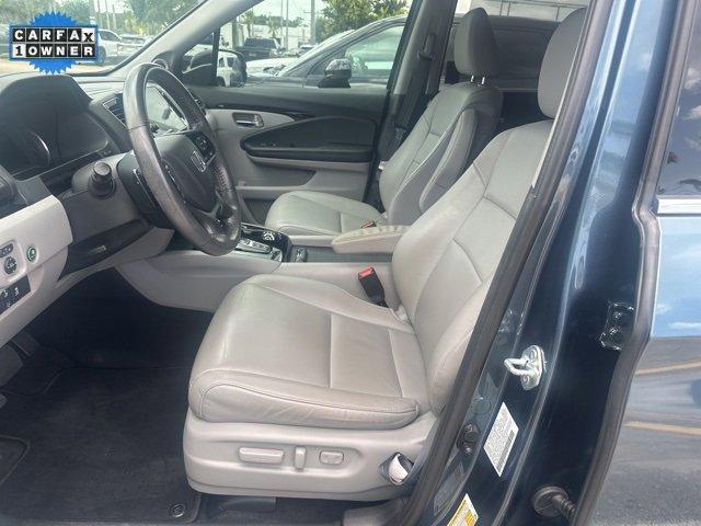 used 2022 Honda Pilot car, priced at $33,991