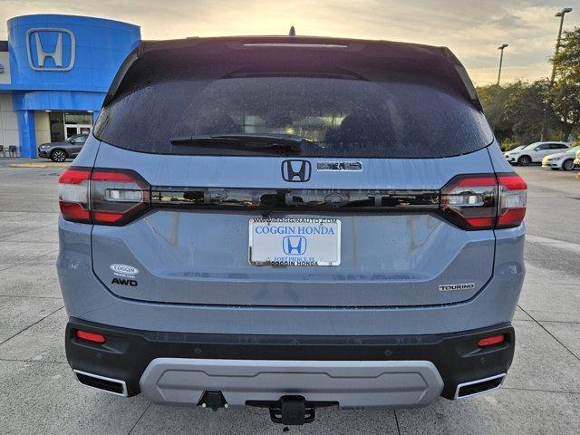 new 2025 Honda Pilot car, priced at $48,519