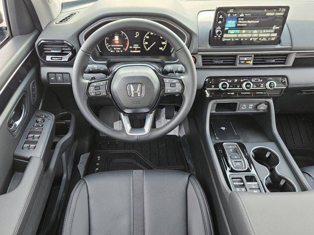 new 2025 Honda Pilot car, priced at $48,519