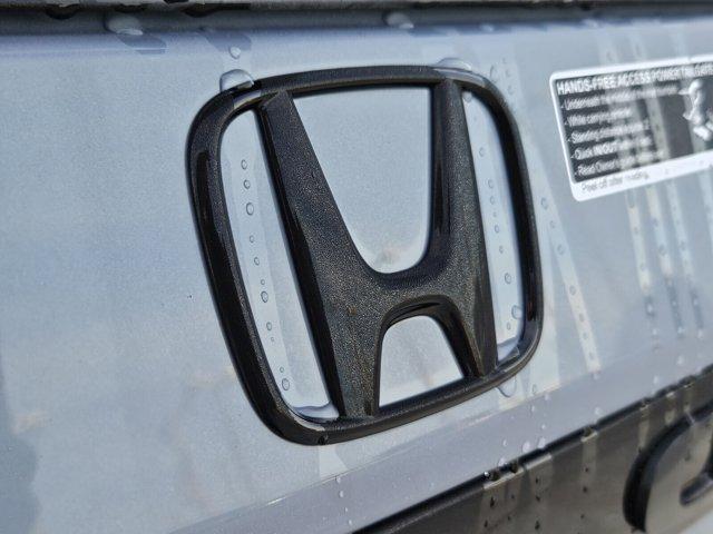 new 2025 Honda Pilot car, priced at $48,519