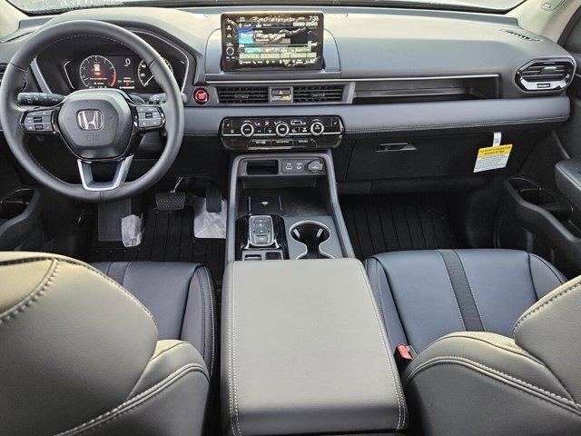 new 2025 Honda Pilot car, priced at $48,519