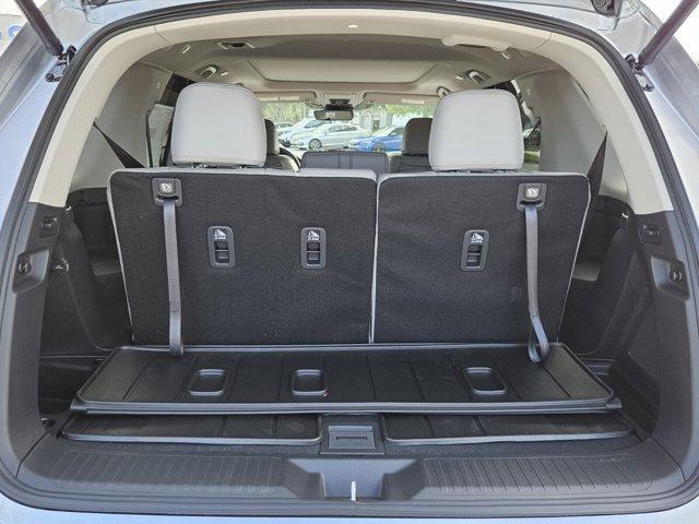 new 2025 Honda Pilot car, priced at $51,046