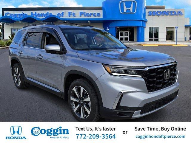 new 2025 Honda Pilot car, priced at $51,046