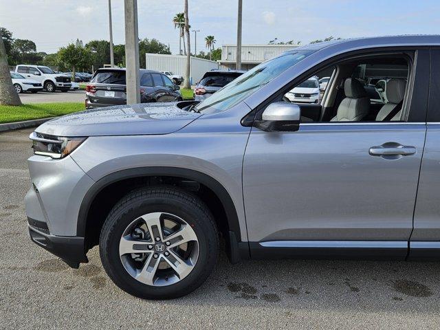 new 2025 Honda Pilot car, priced at $44,330