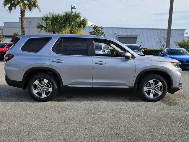 new 2025 Honda Pilot car, priced at $44,330