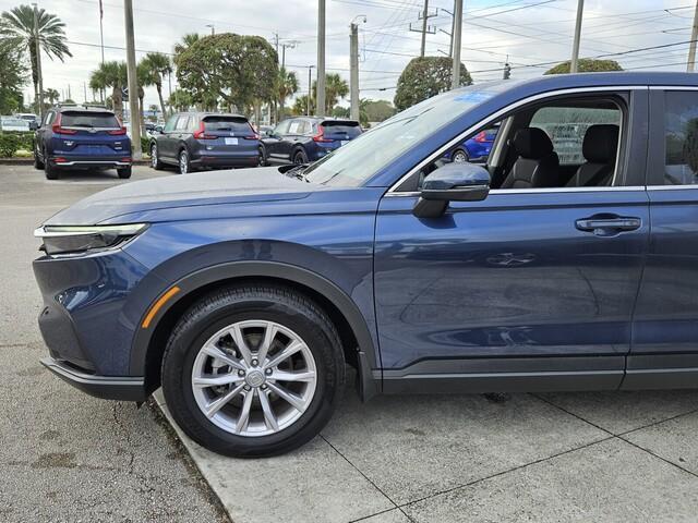 used 2025 Honda CR-V car, priced at $31,567