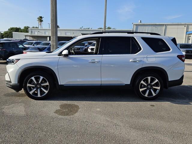 new 2025 Honda Pilot car, priced at $50,726