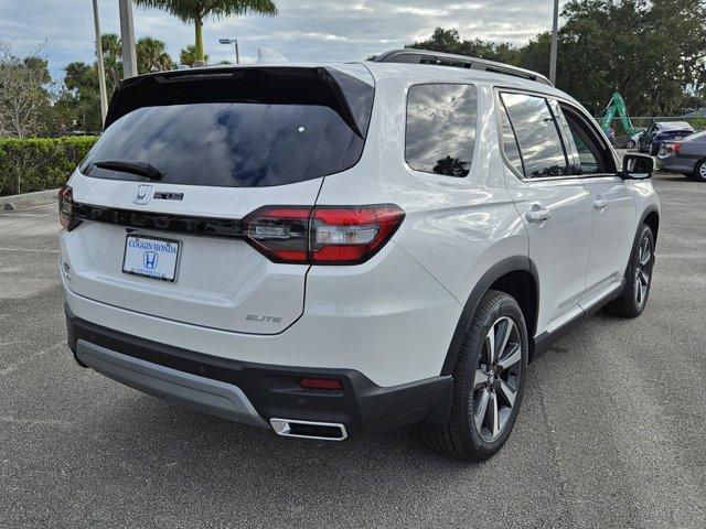 new 2025 Honda Pilot car, priced at $52,930