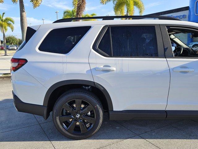 new 2025 Honda Pilot car, priced at $54,430