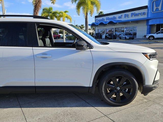 new 2025 Honda Pilot car, priced at $54,430