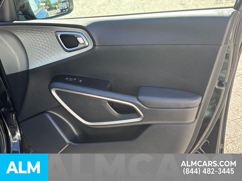 used 2023 Kia Soul car, priced at $15,620