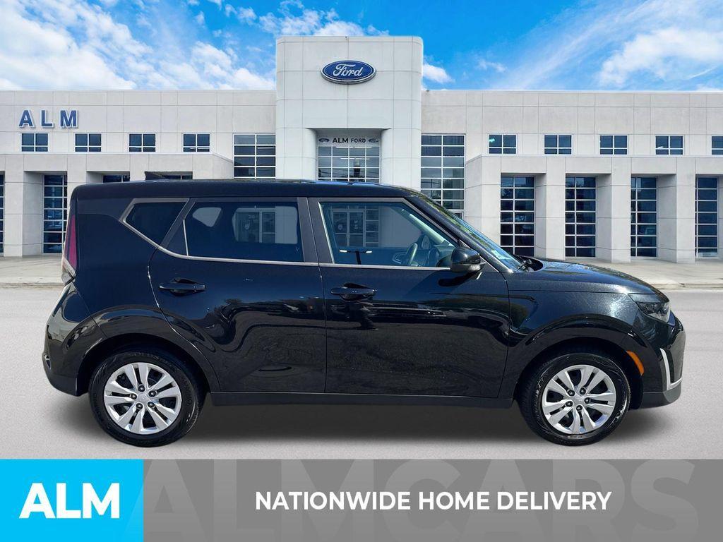 used 2023 Kia Soul car, priced at $15,620