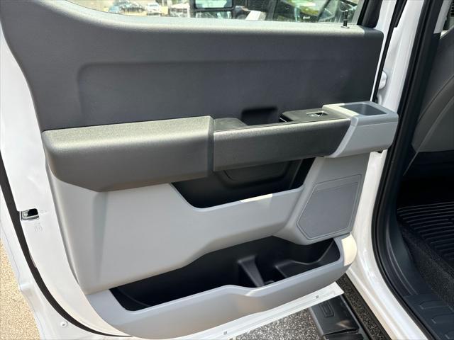 new 2025 Ford F-250 car, priced at $57,660