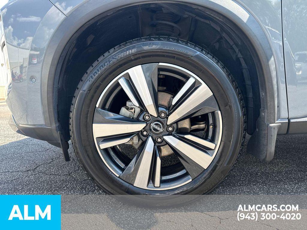 used 2022 Nissan Rogue car, priced at $25,420