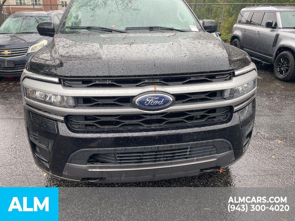 used 2022 Ford Expedition Max car, priced at $40,920