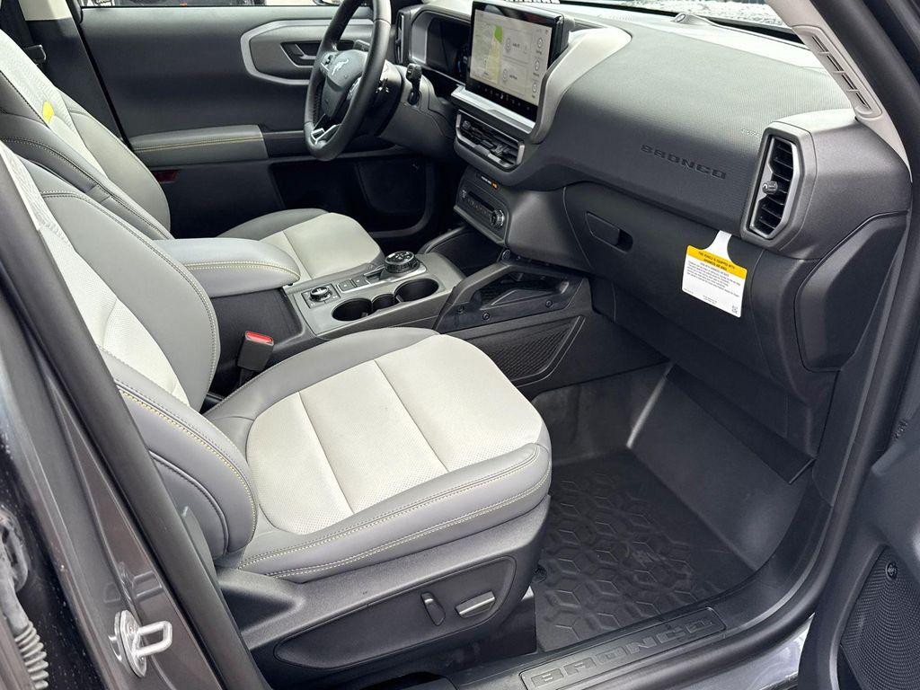 new 2025 Ford Bronco Sport car, priced at $46,095