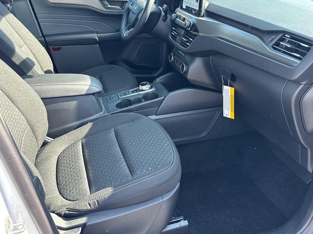 new 2025 Ford Escape car, priced at $30,990