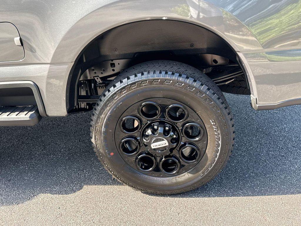 new 2025 Ford F-250 car, priced at $90,125