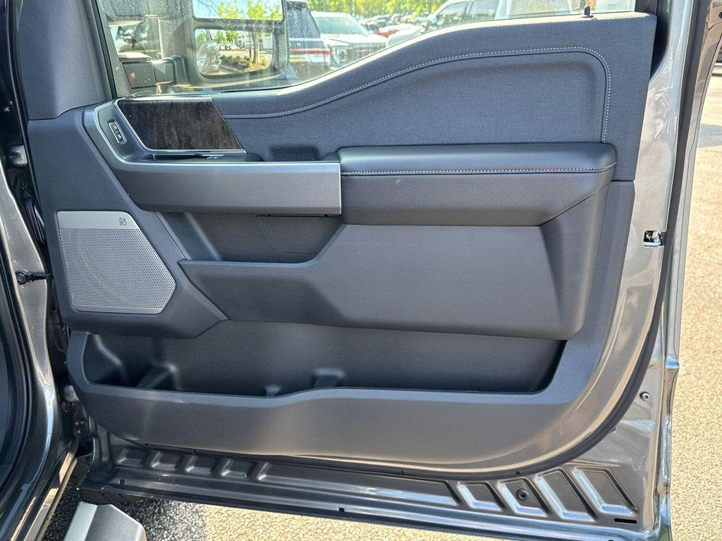 new 2025 Ford F-250 car, priced at $90,125