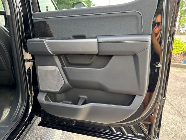 new 2025 Ford F-250 car, priced at $92,060