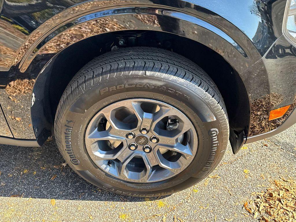 new 2025 Ford Maverick car, priced at $32,340