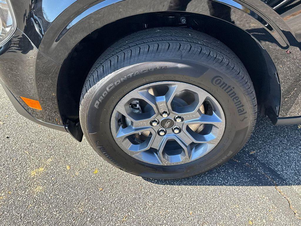 new 2025 Ford Maverick car, priced at $32,340