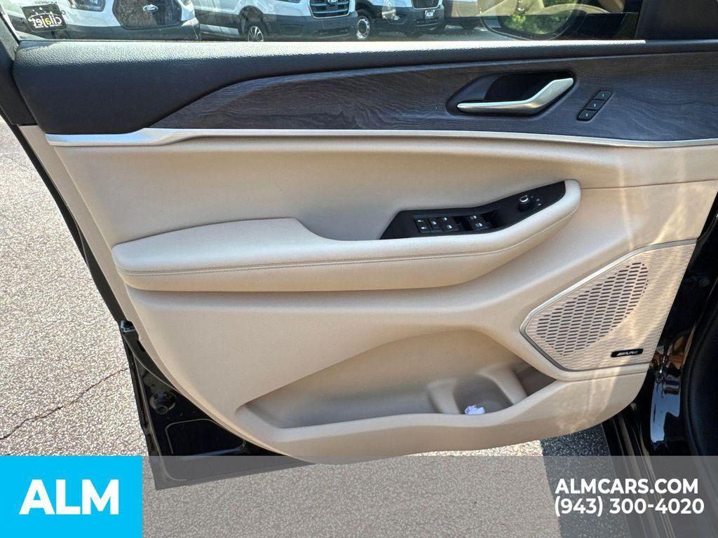 used 2021 Jeep Grand Cherokee L car, priced at $27,920