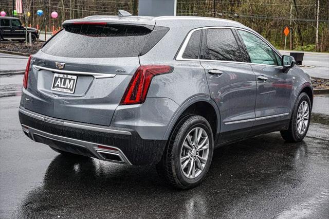 used 2022 Cadillac XT5 car, priced at $27,420