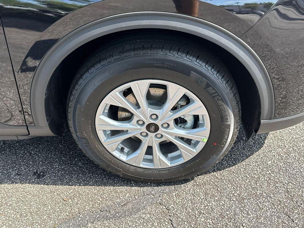 new 2025 Ford Escape car, priced at $31,985