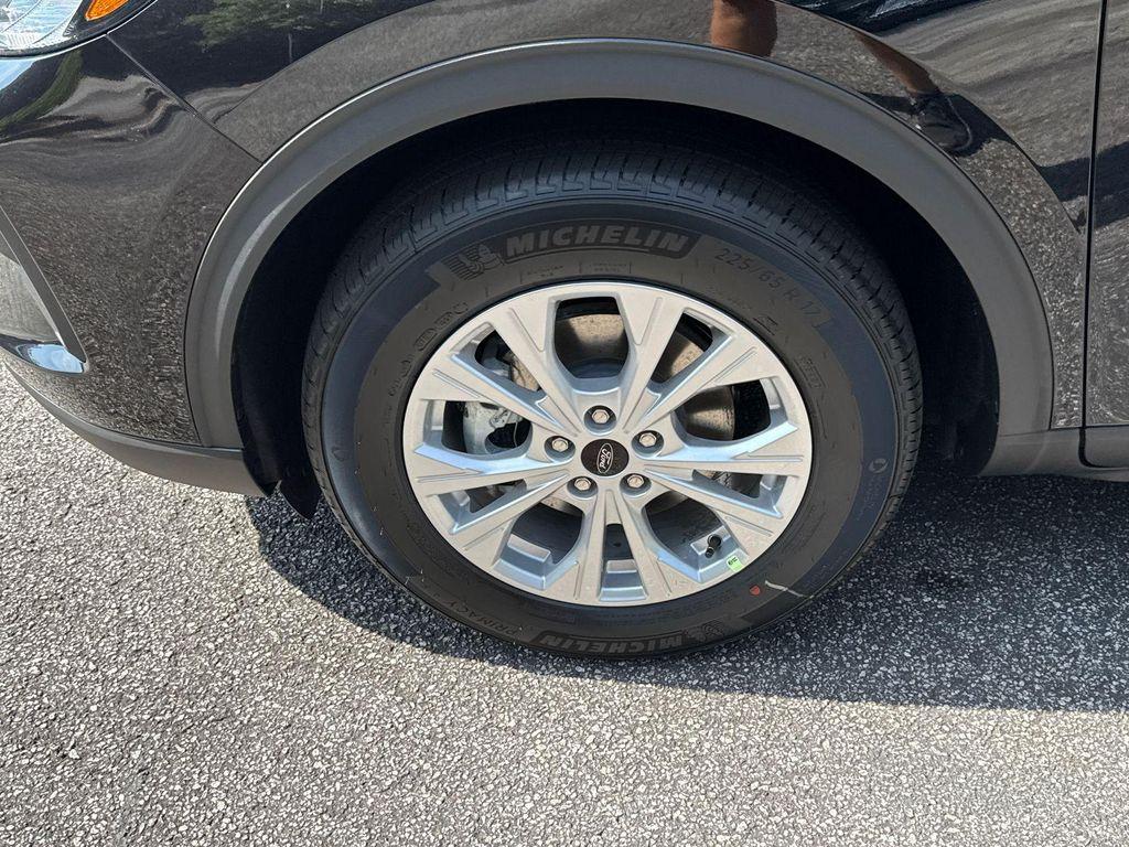 new 2025 Ford Escape car, priced at $31,985